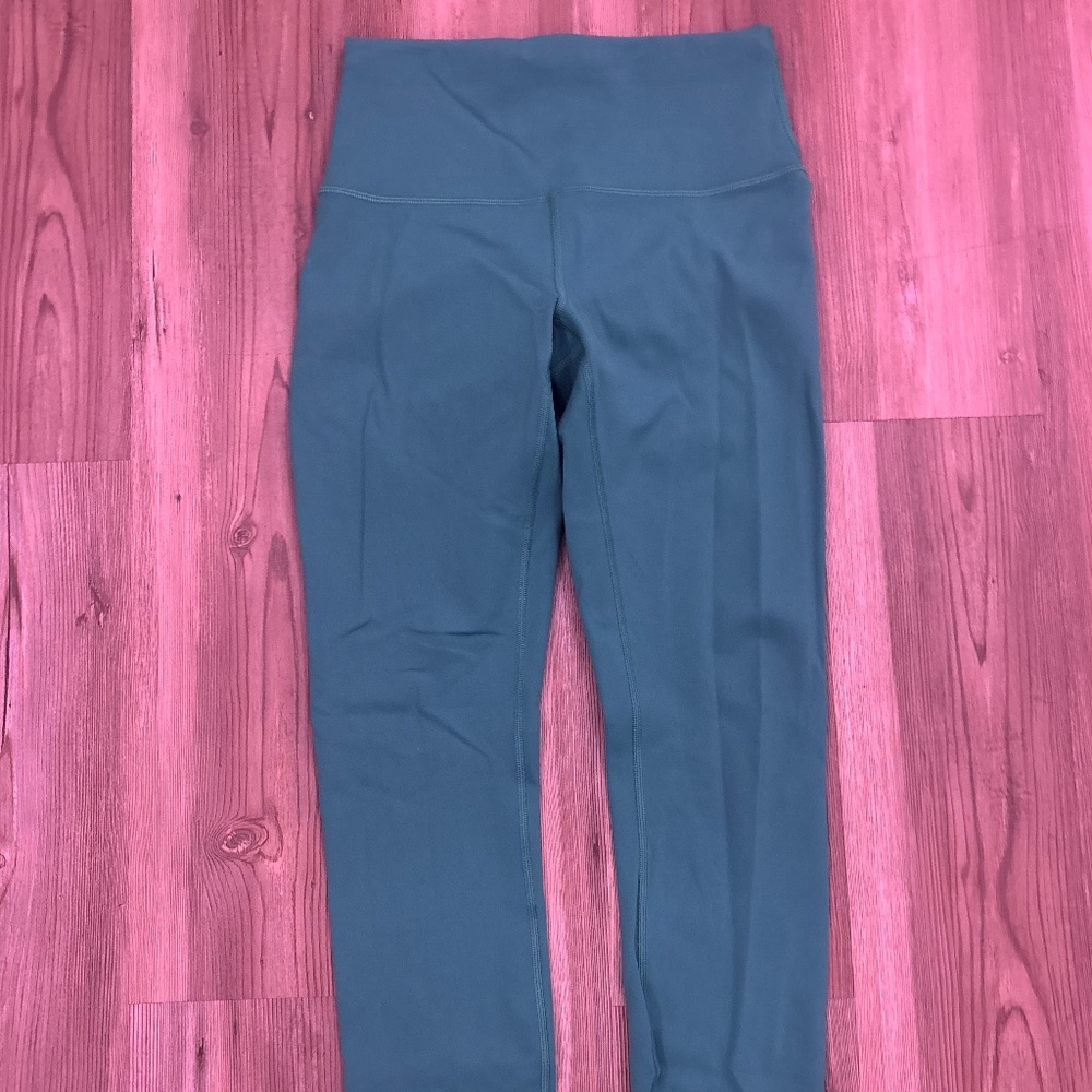 Turquoise Lululemon Leggongs